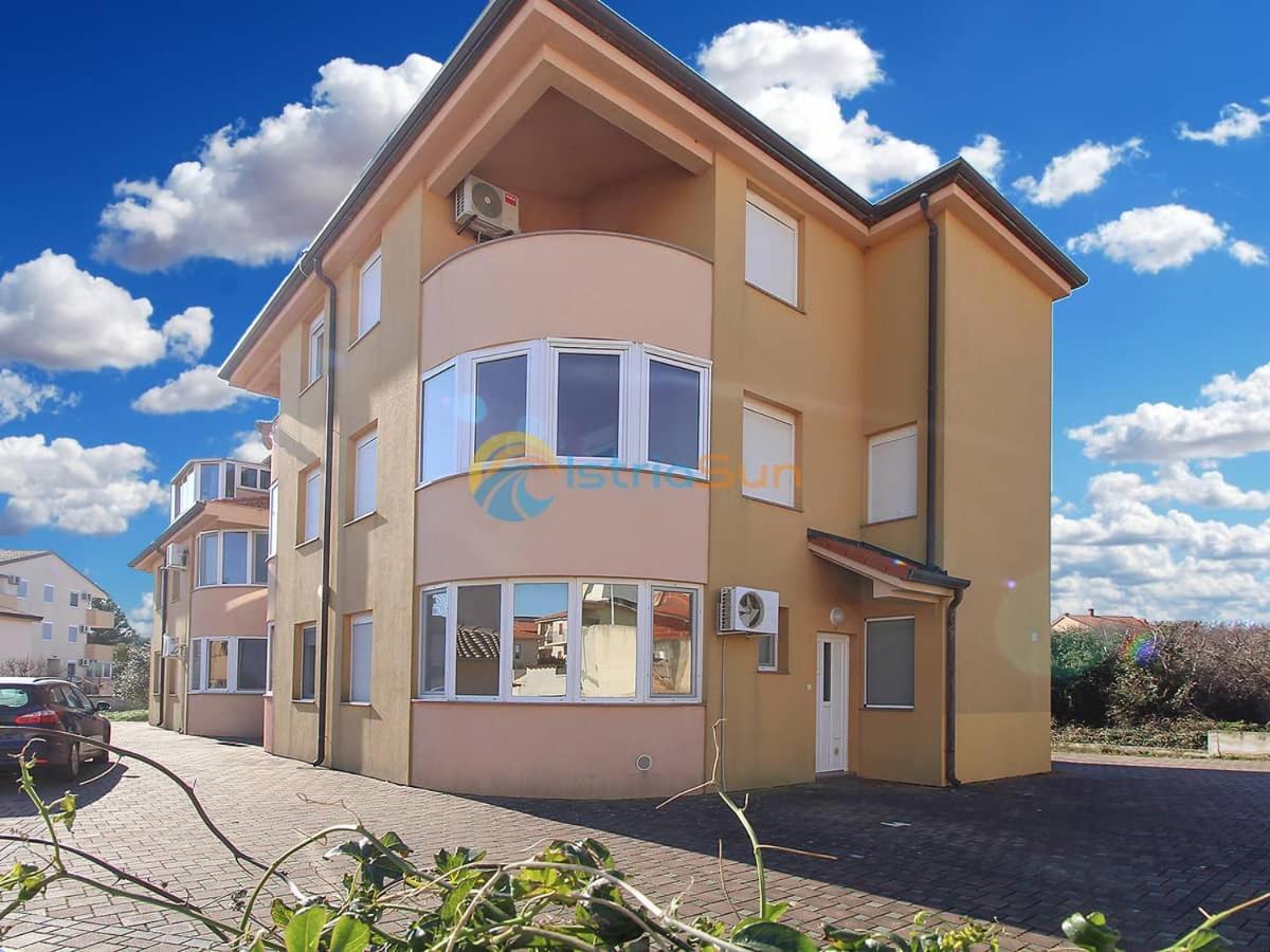 Apartments Bardak Liznjan Ngoại thất bức ảnh