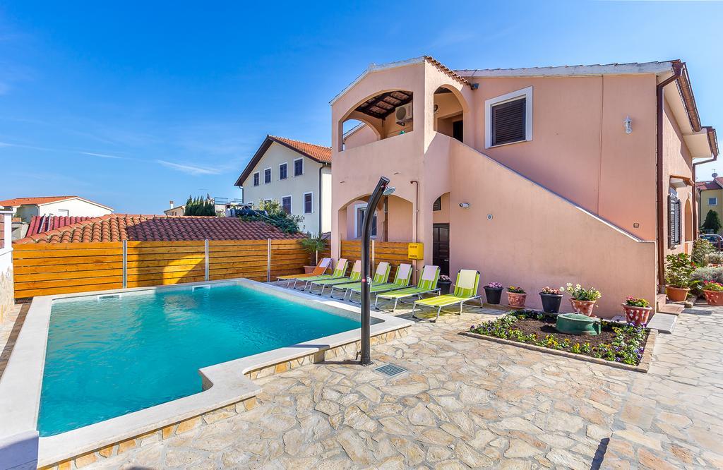 Apartments Bardak Liznjan Ngoại thất bức ảnh