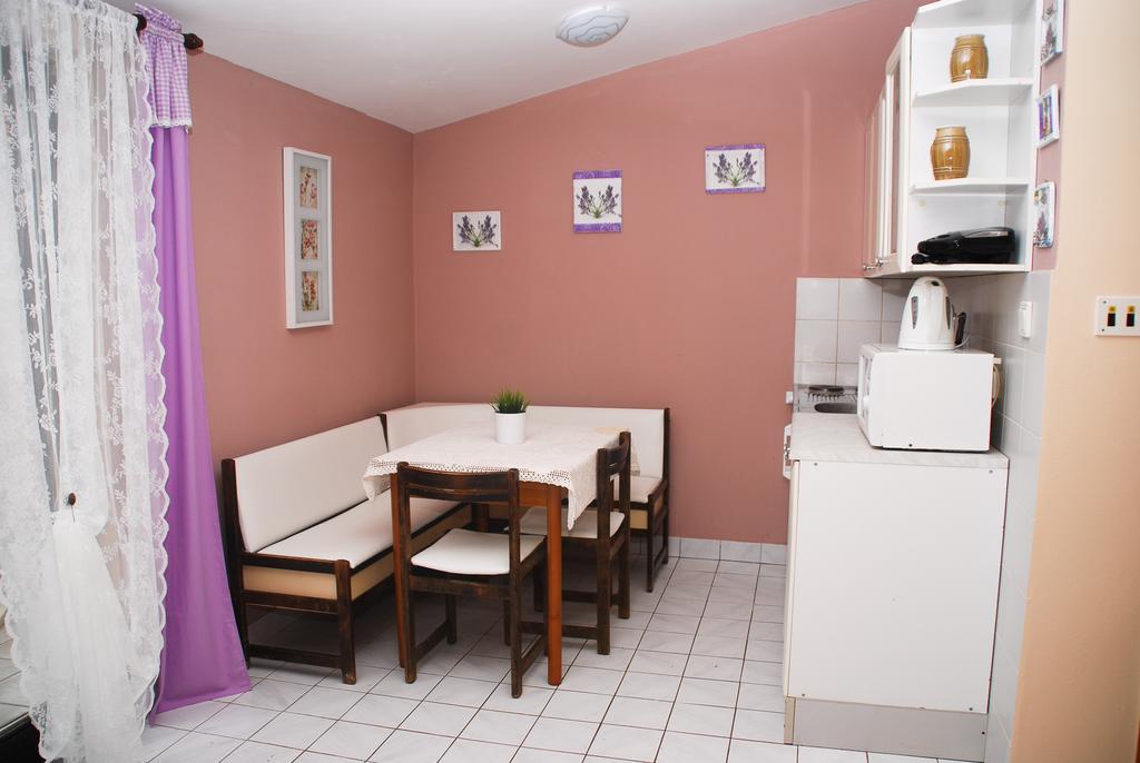 Apartments Bardak Liznjan Phòng bức ảnh